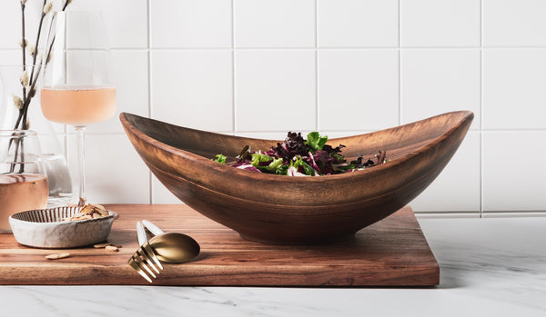 Walnut Wood used for a wood cutting board and a wooden live edge salad bowl