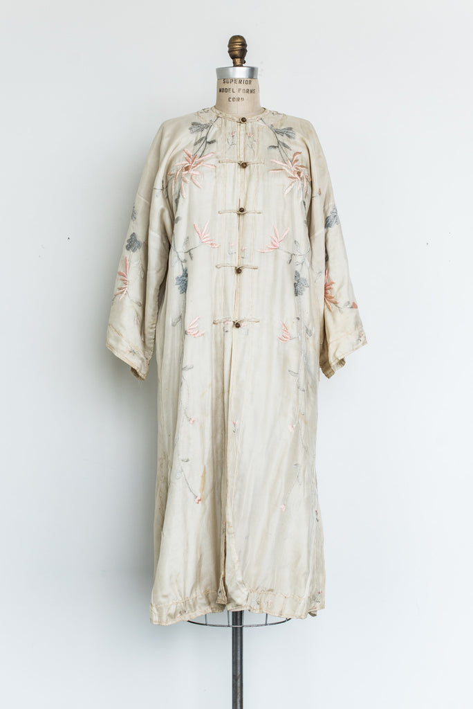 1920s Silk Embroidered Robe - One Size | G O S S A M E R