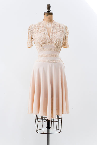 1940s Nude Rayon and Lace Dress - XS | G O S S A M E R
