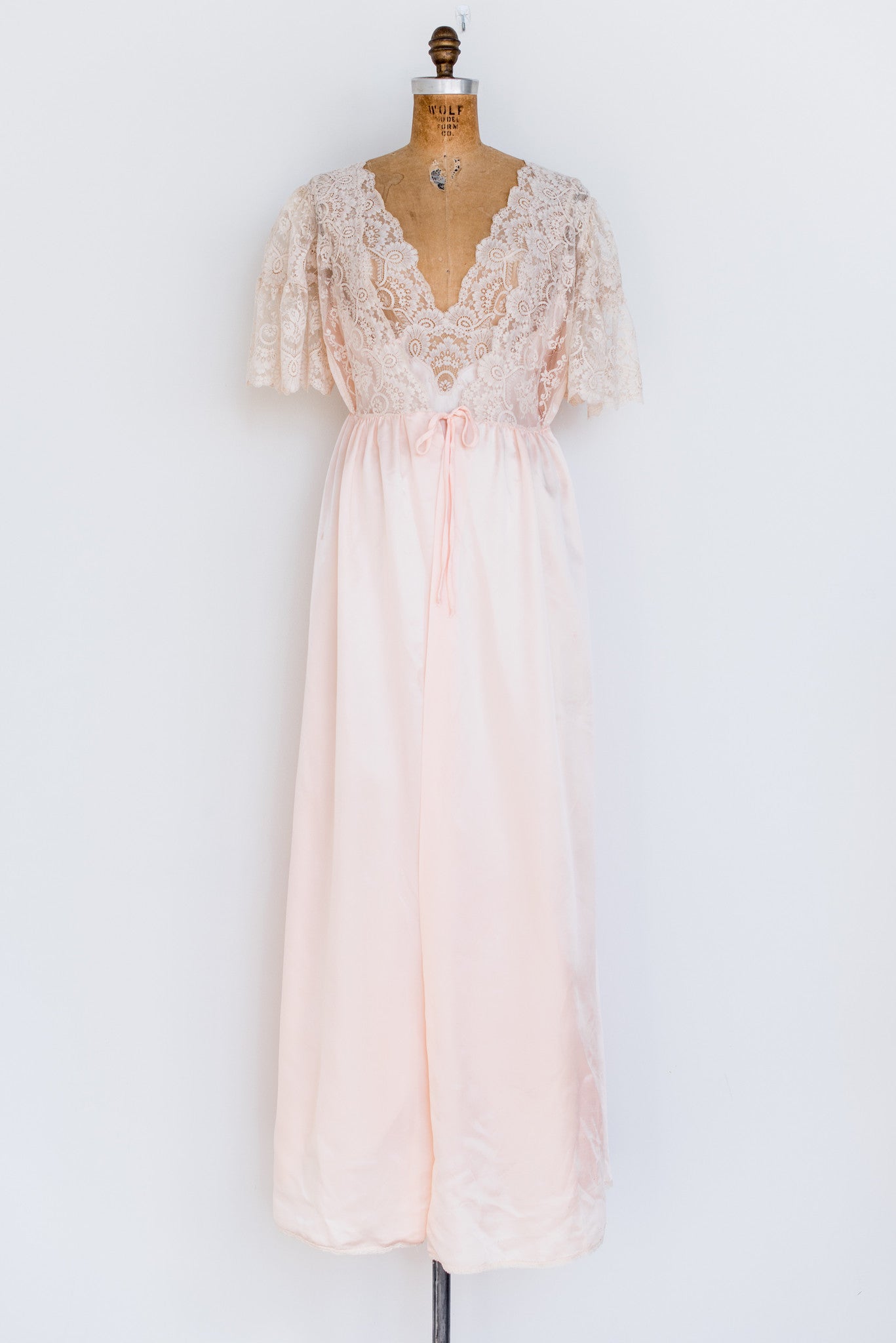 silk lace dressing gown