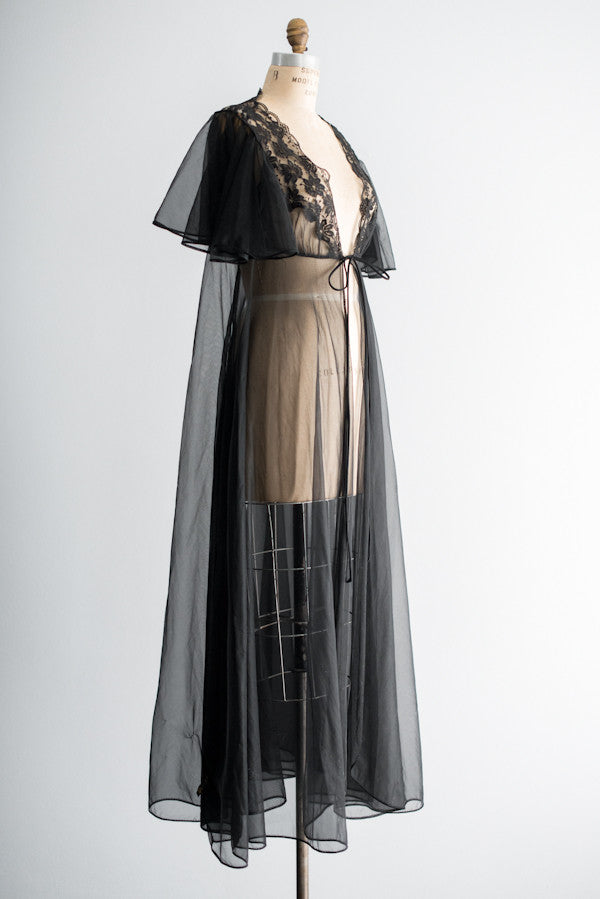 1960s Nylon Chiffon Dressing Gown - One Size | G O S S A M E R