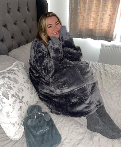 Chloe Patton looking cosy in a grey Snuggy