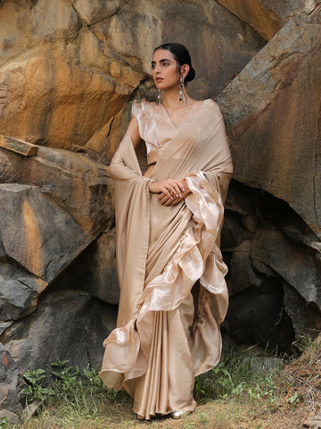 The Perfect Saree Fabrics for Every Indian Body Type – Swtantra