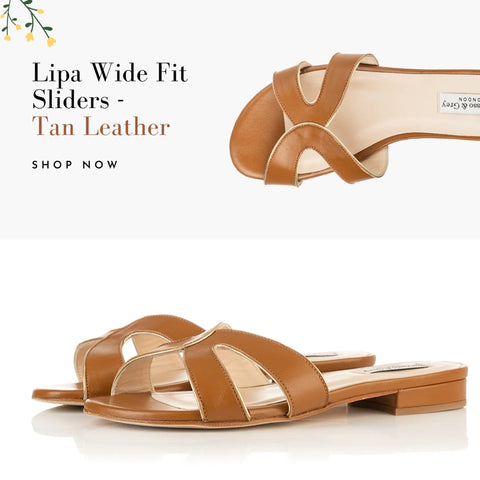wide fitting flat sandals for women