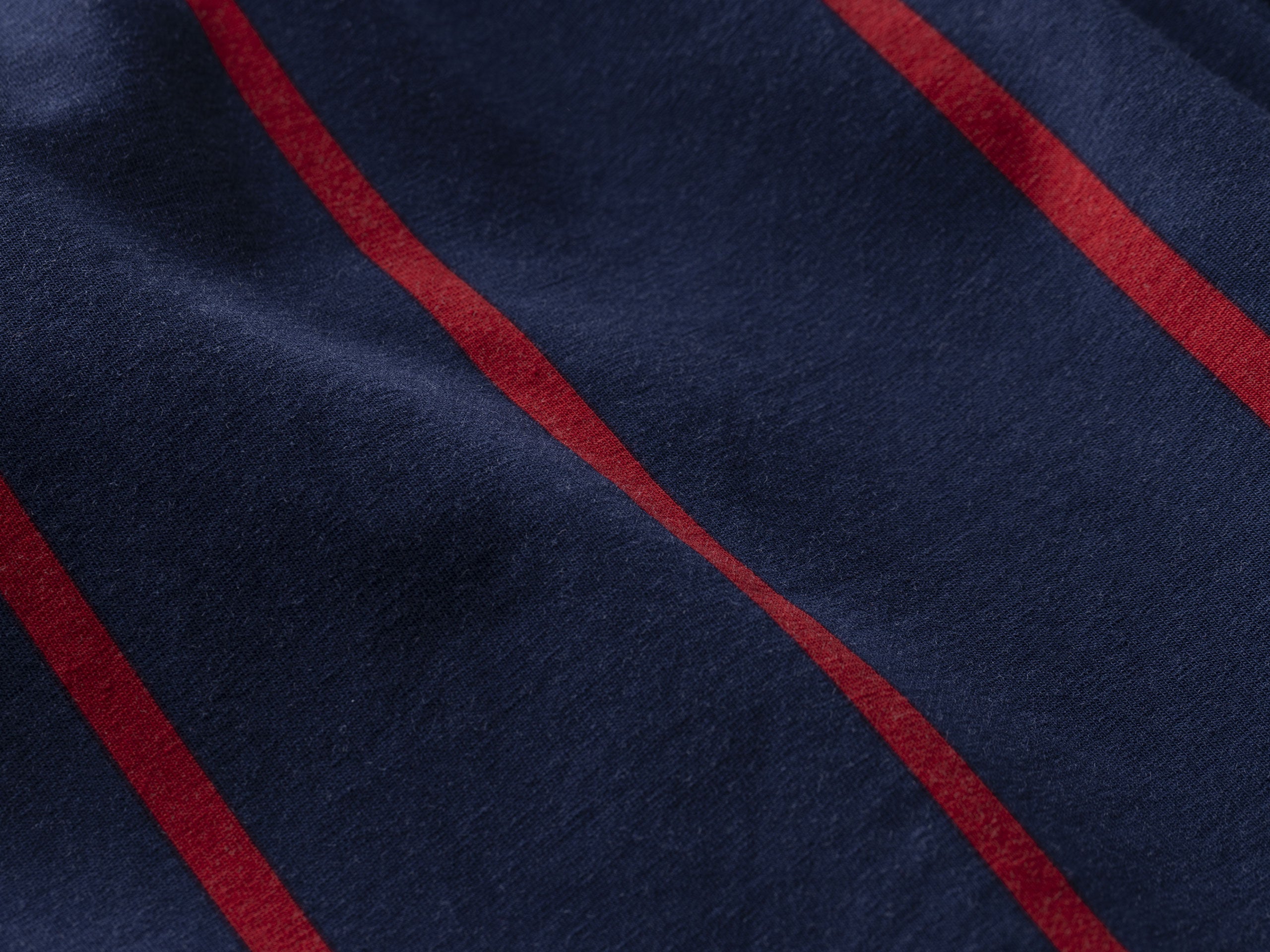 Close up detail shot of micromodal fabric found on Mariner slim fit boxer.