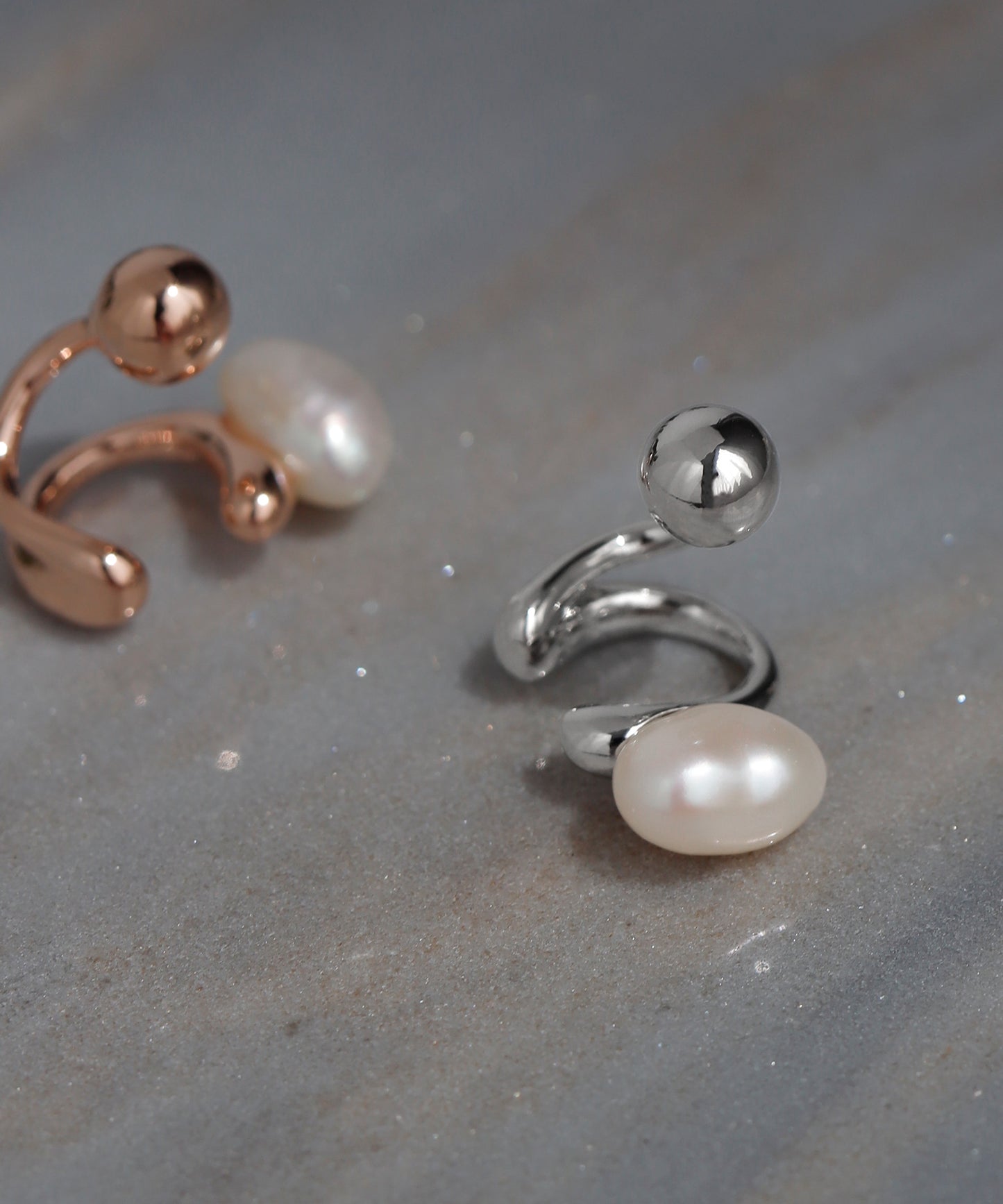 Pearl × Sphere Ear Cuff [Ownideal]