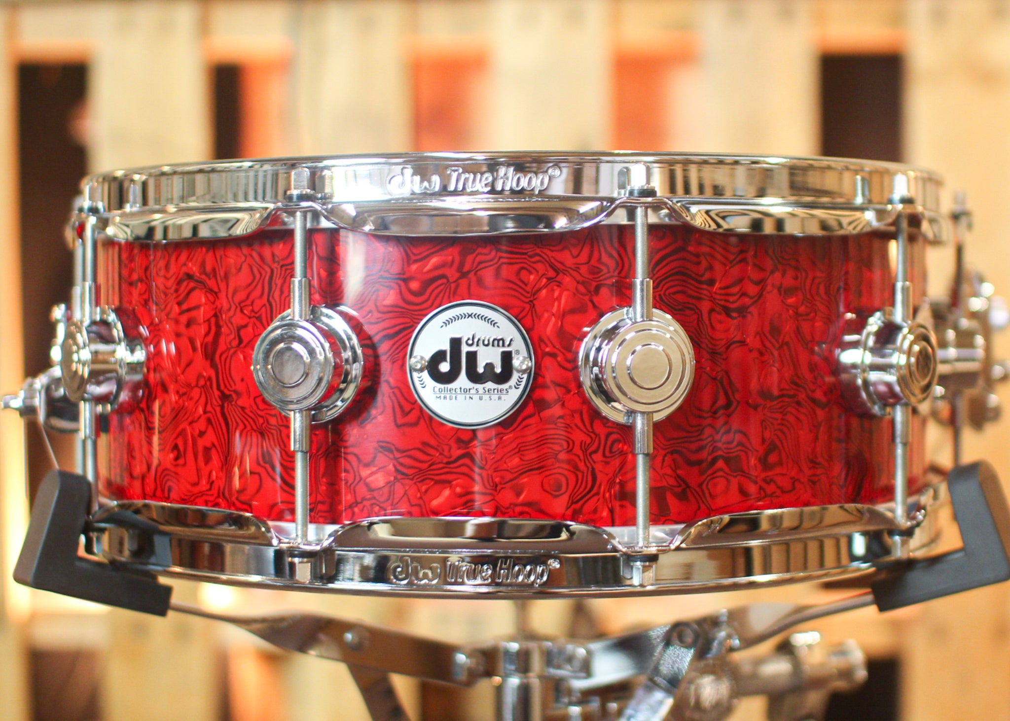 DW 5x14 Collector's Standard Maple Crimson Chaos Snare Drum