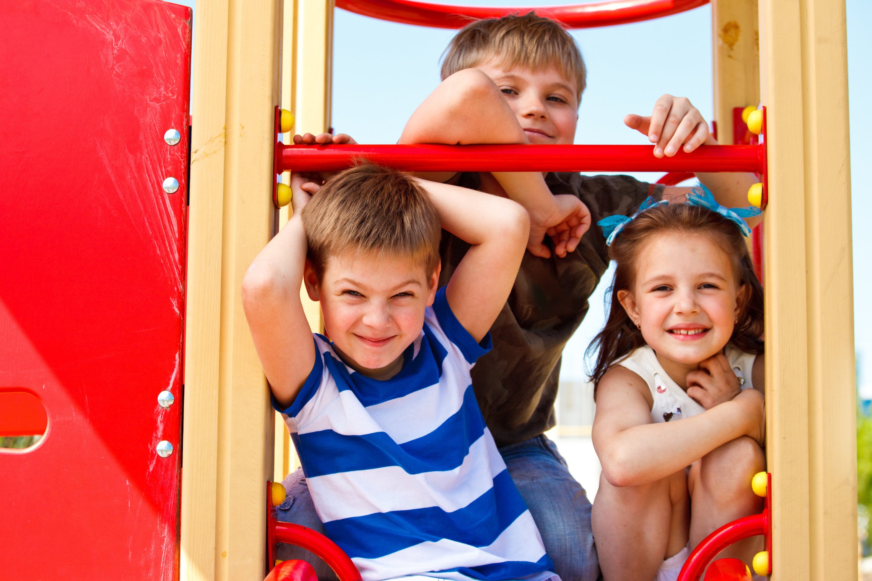 Road safety rules for children set. Kids crossing street along