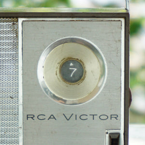 battery operated rca victor radio