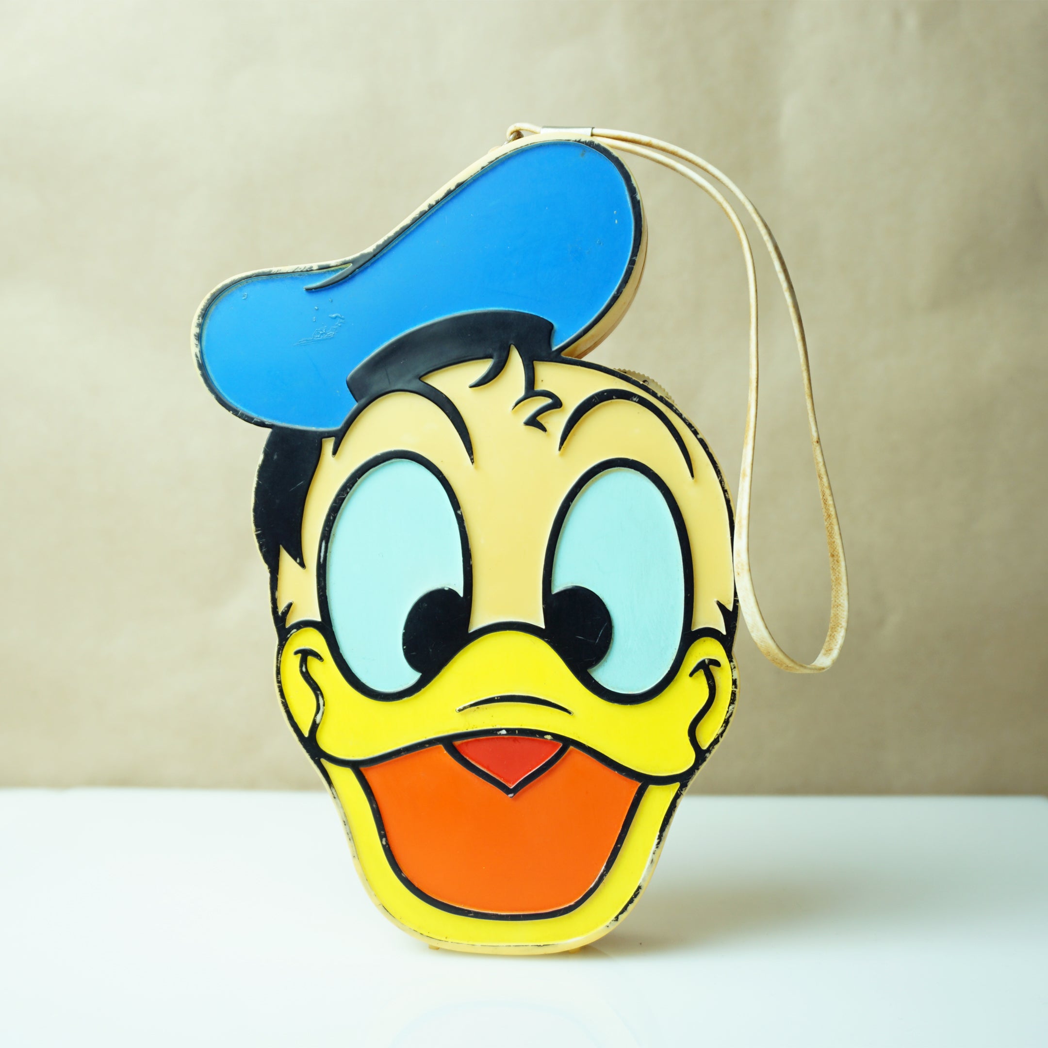 1970s Vintage WALT DISNEY PRODUCTIONS No. 176 Donald Duck Radio –  Sustainable Deco, Inc.