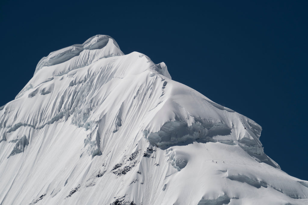 ARRÊTE SUD DE TOCCLARAJU (6030 M.) PEROU