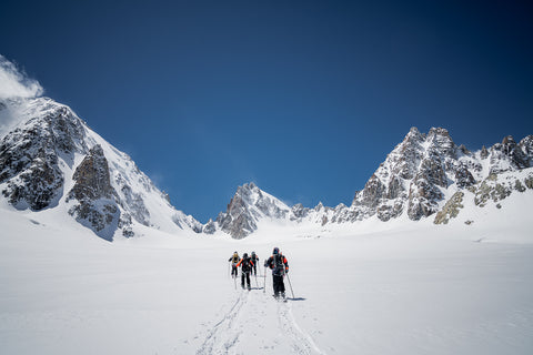 L'expédition a eu lieu sur le glacier de Saleinaz, qui est un glacier des Alpes suisses se trouvant au pied de l'aiguille d'Argentière.