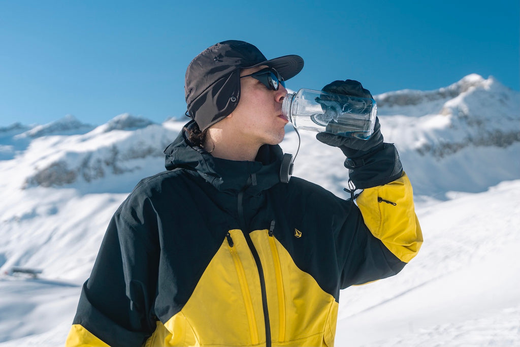 Levi drinking glacier optics + diagal bpa free 1l bottle