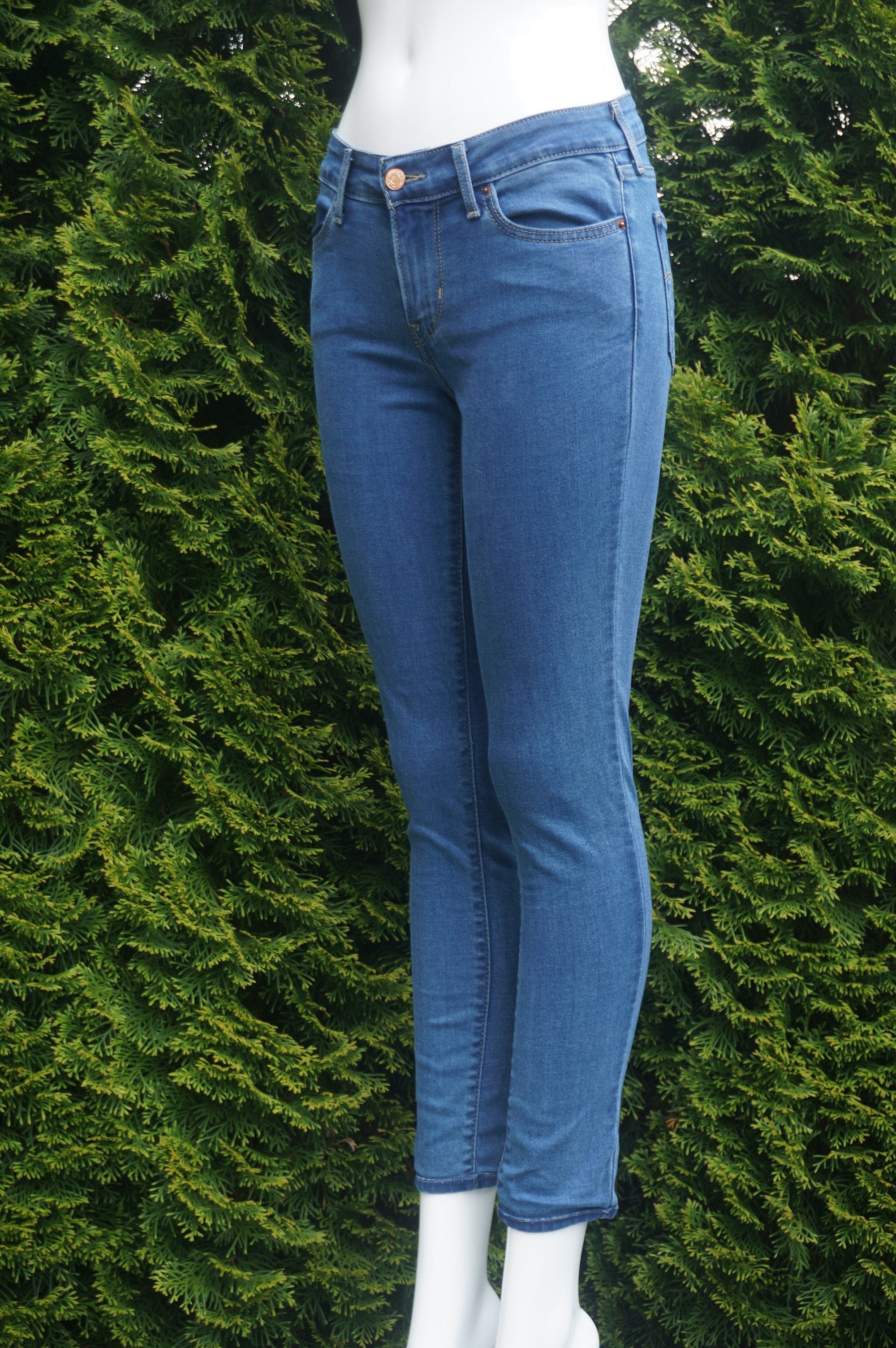 Levi Altered Skinny Jeans – Elli Share