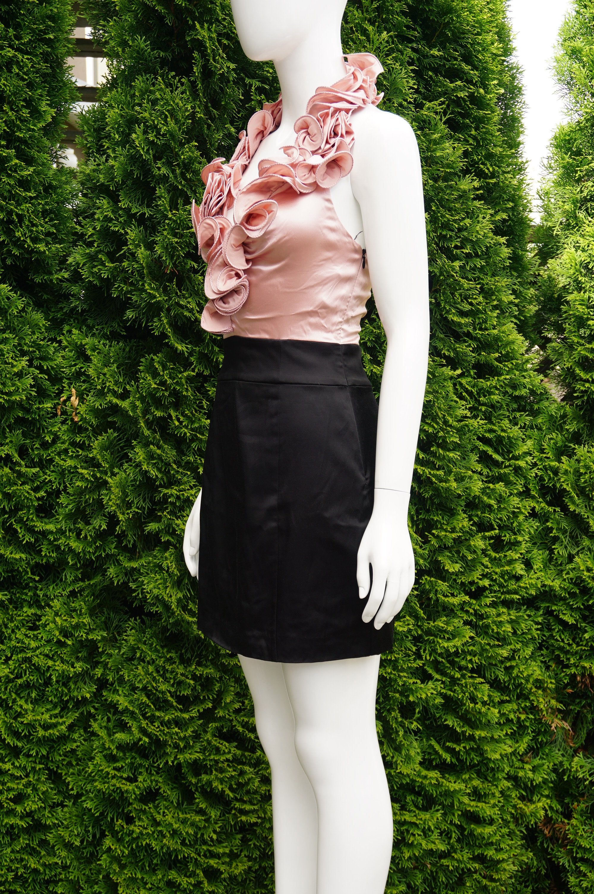 Bebe 3d Ruffle Flower V Neck Pink Dress And Pencil Black Skirt Elli Share