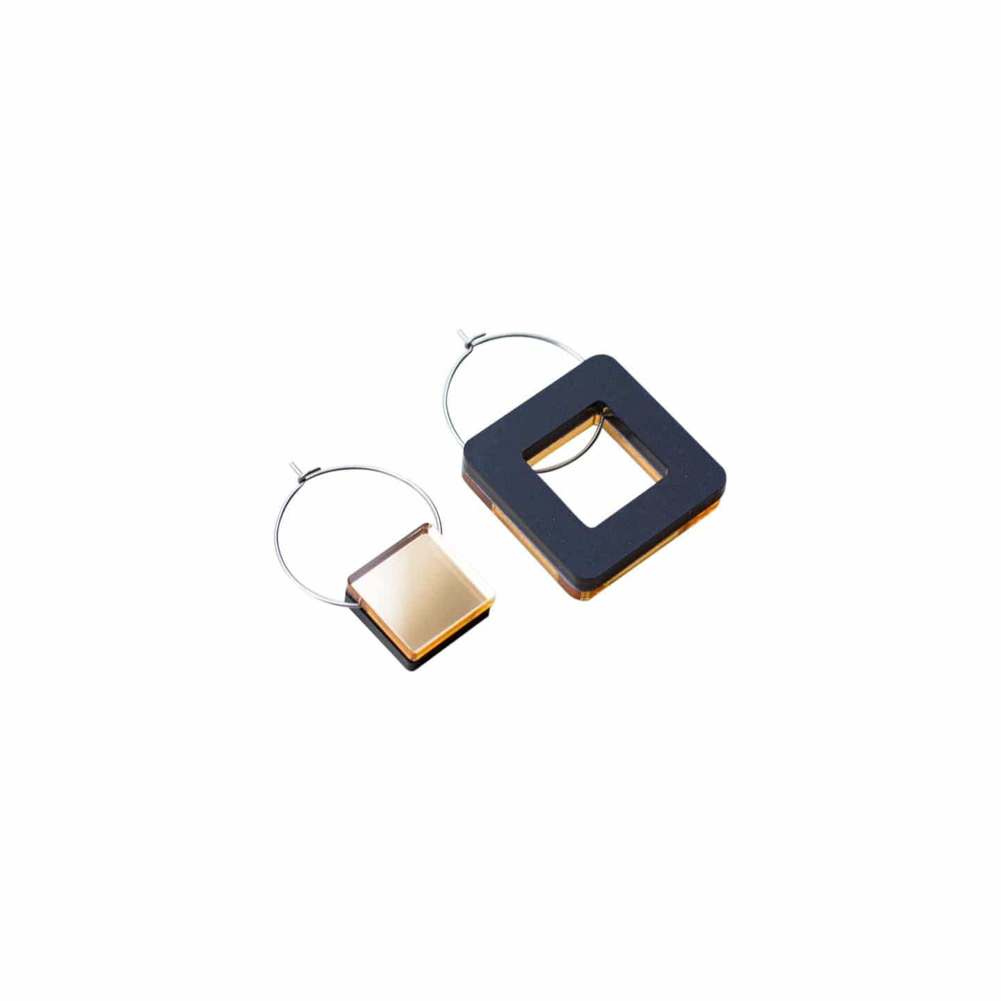 Primario Square Earrings