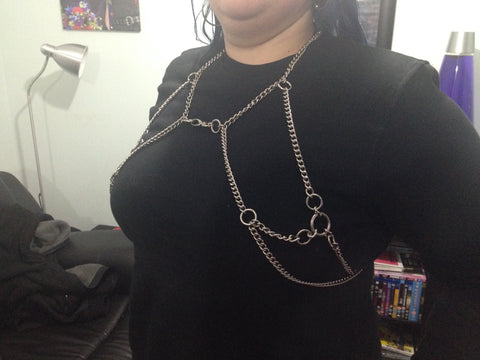 Chain Harness shown warn 3/4
