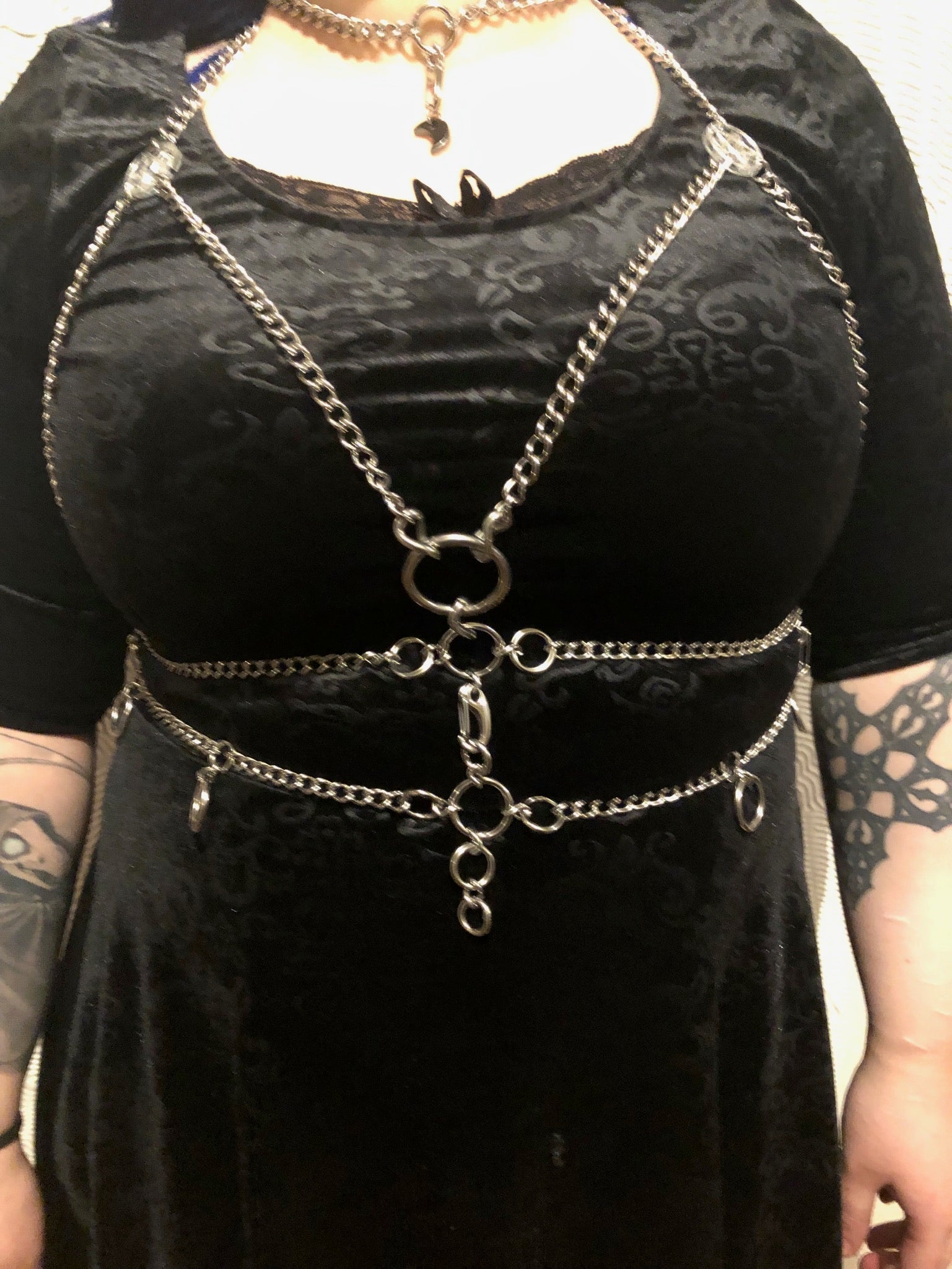 Double Layer Harness belt with centre ring shown warn.