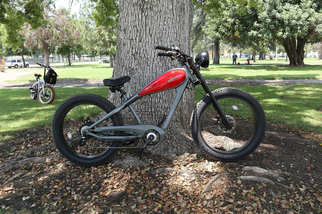 revi bikes cheetah 750w electric cruiser bike