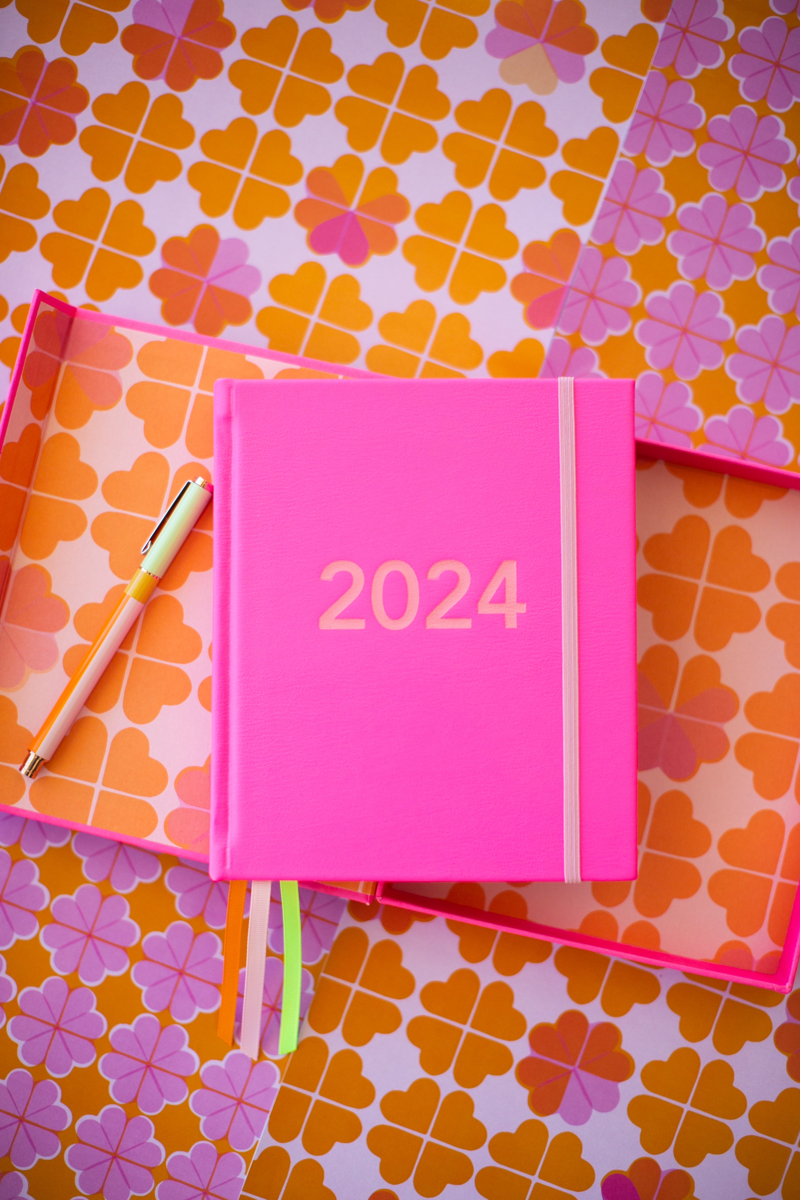 jumbled and emma kate co collaboration 2024 australian a5 diary hot pink week to a page