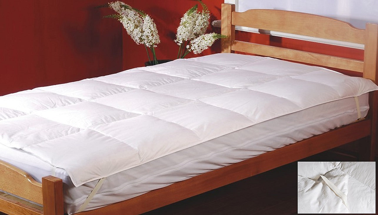 Duck_20or_20Goose_20Feather_20Mattress_20Topper.1280x1280_3aa2db2f-7896-4083-9549-11553e86e0b7_1400x.jpg?v=1569902534