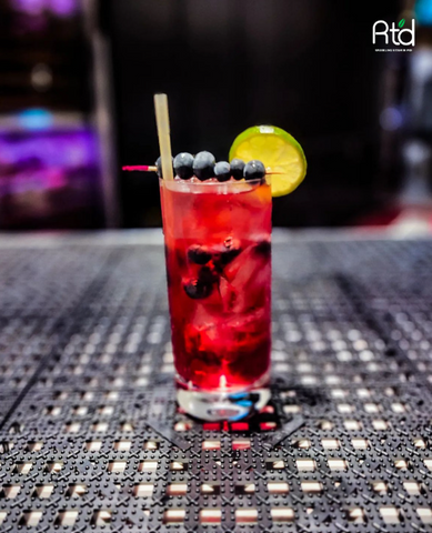 Eat, Drink, and Be Berry by @drinksbyimpeccablegentleman