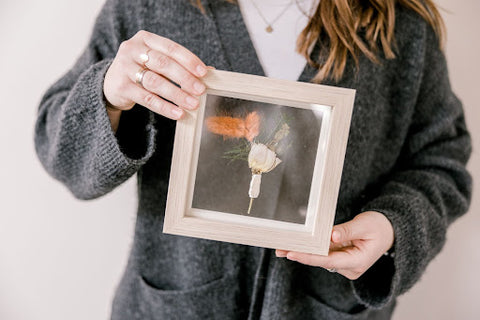 A pressed boutonnière in our 6x6 Mini Frame