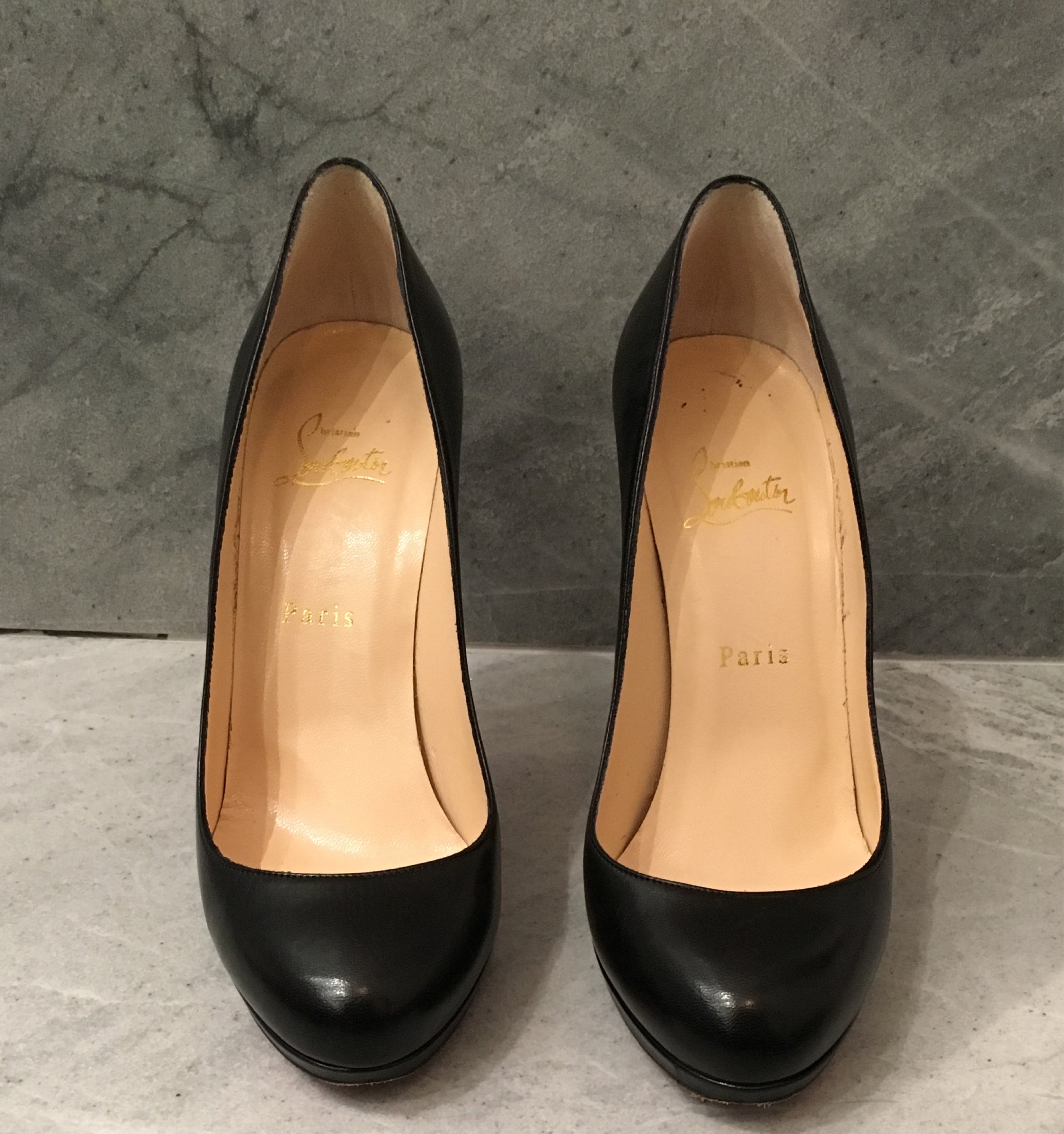 Christian Louboutin Black Neofilo Pump – Tulerie