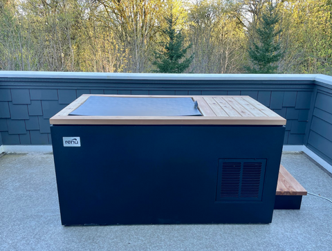 RENU Therapy cold plunge tank located outside in the back of owner’s house