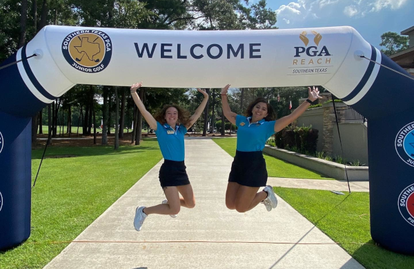 custom inflatable arch branded with a welcome message