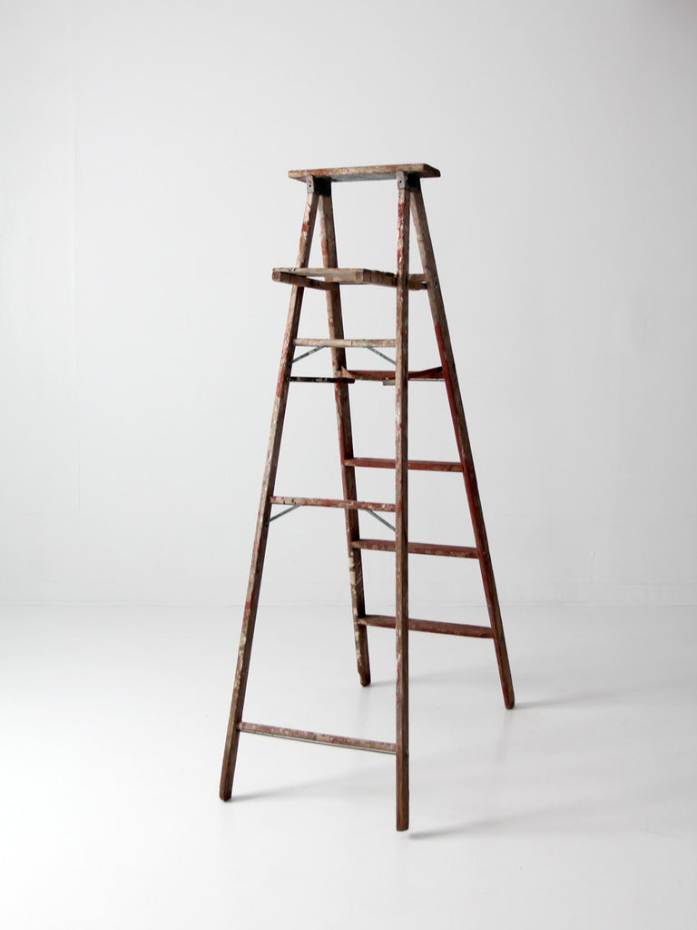 vintage red wooden painter's ladder, 5.5 feet – 86 Vintage