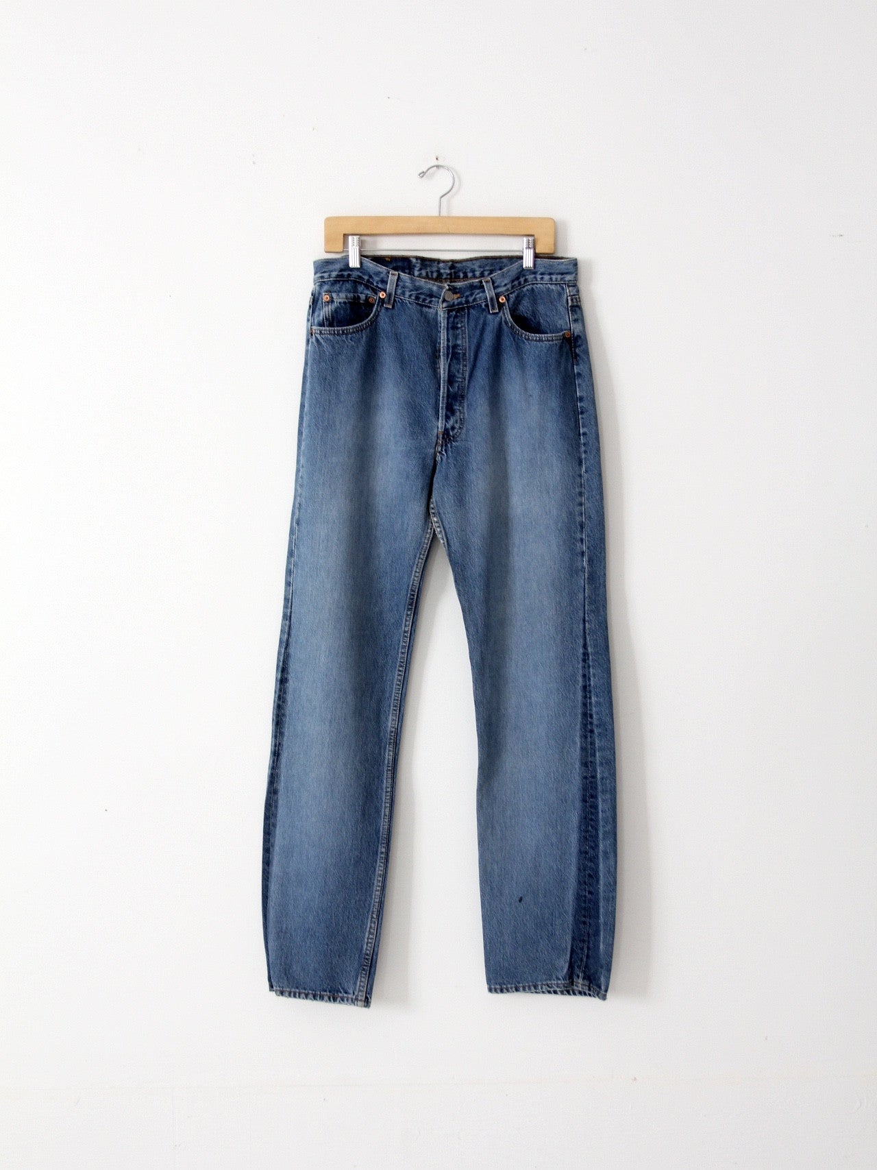 vintage Levis 501 denim jeans, x 35 – 86 Vintage