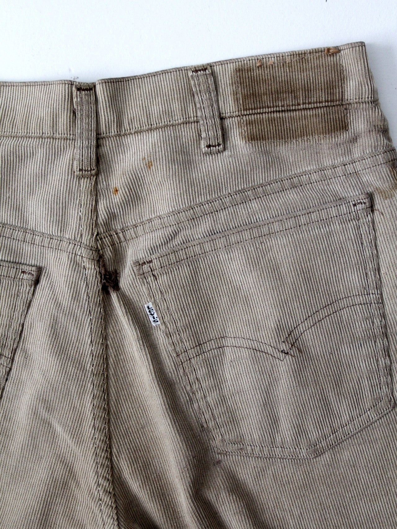 vintage Levi's corduroy shorts, W 34 – 86 Vintage