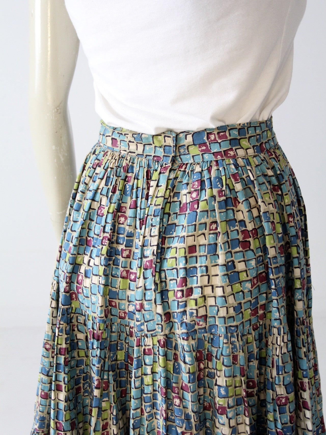 vintage 50s circle skirt with geometric print – 86 Vintage