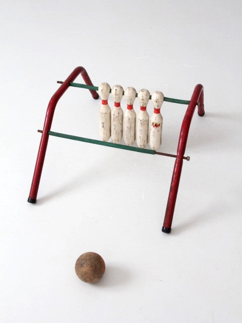 vintage Five Pins bowling game by Mansfield Zesiger Mfg. Co.