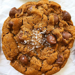 Five Ingredient Date Me Almond Butter Chocolate Chip Cookies