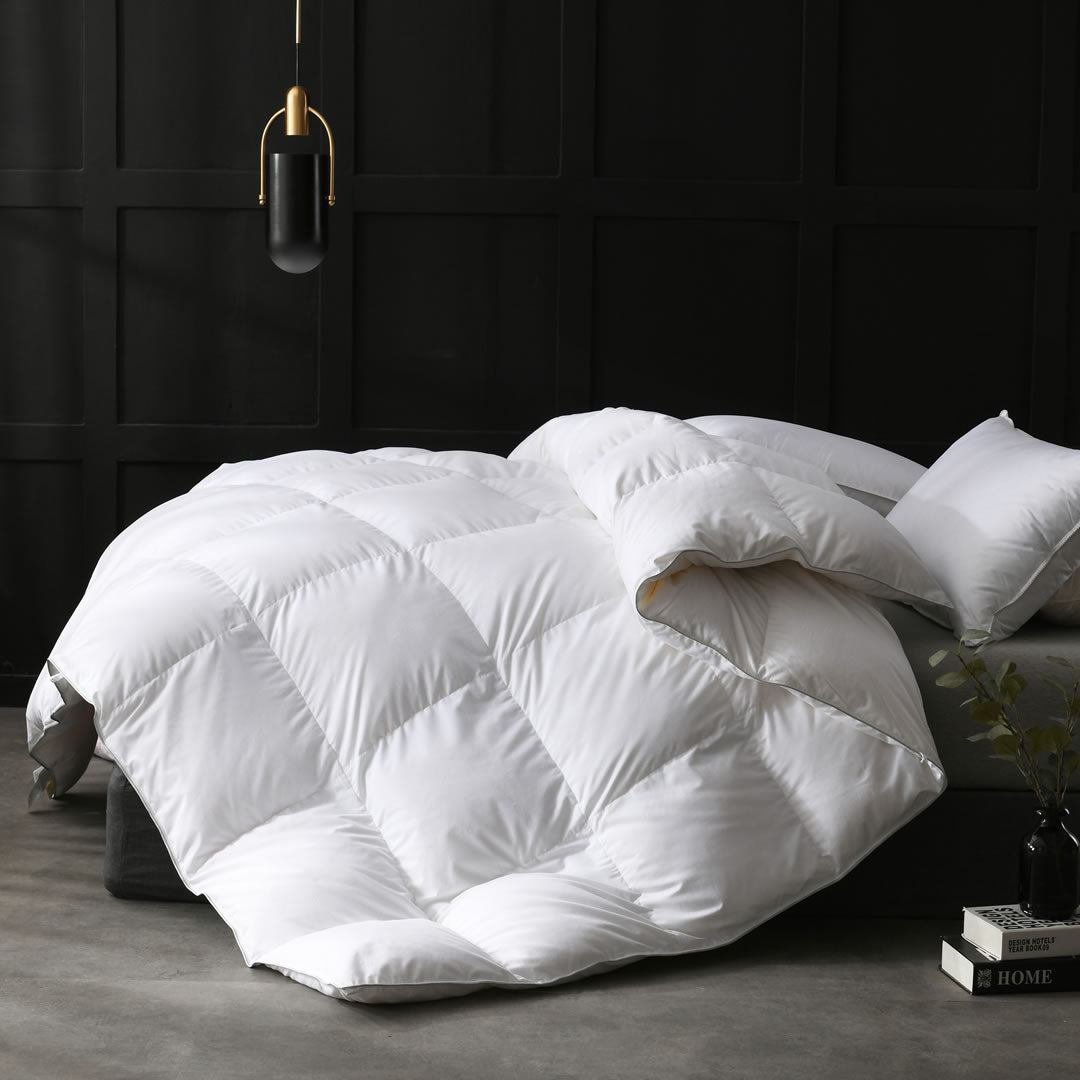 Luxurious Ultra Soft Egyptian Cotton Goose Down Comforter All