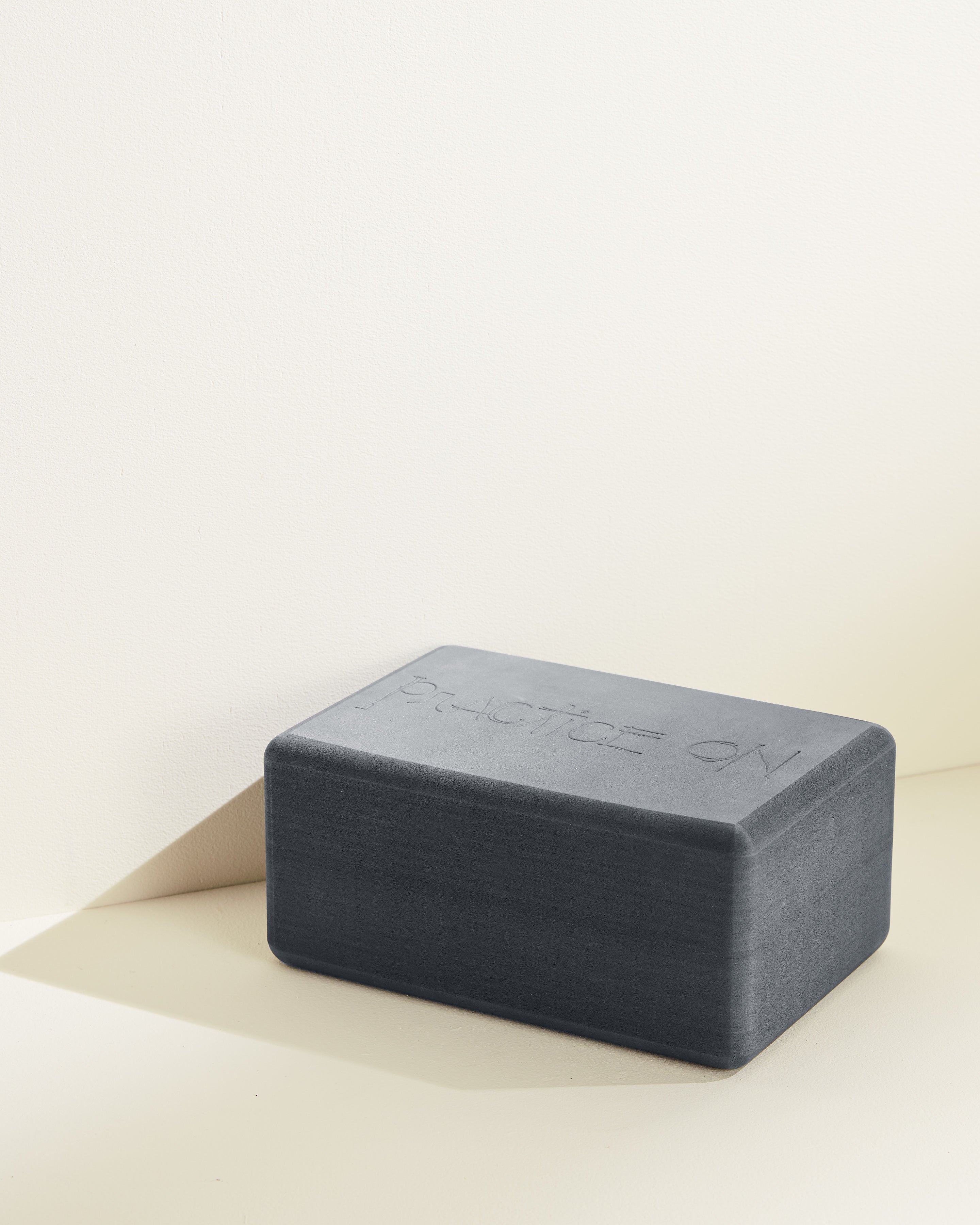 Manduka Recycled Foam Yoga Block - Thunder