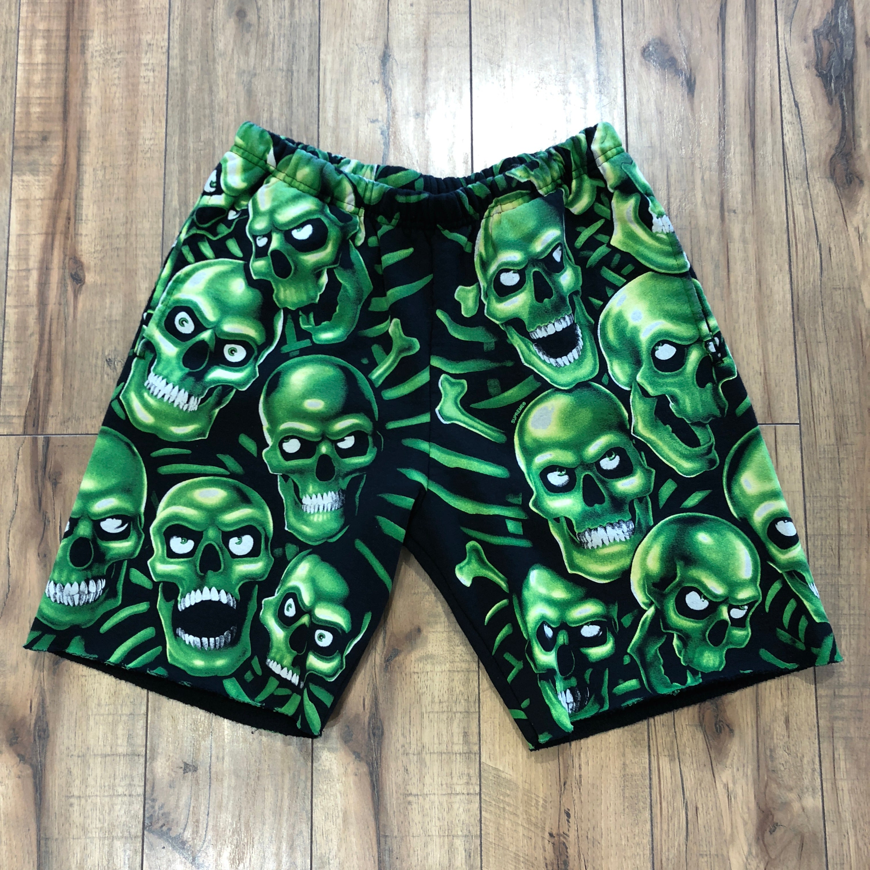 supreme skull pile shorts