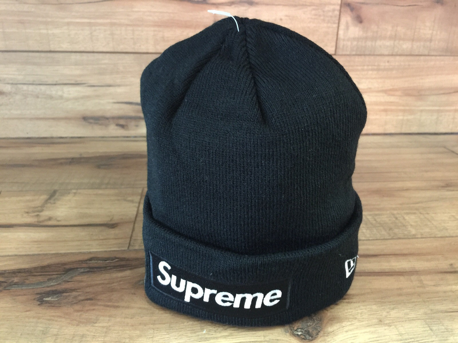 black supreme box logo beanie