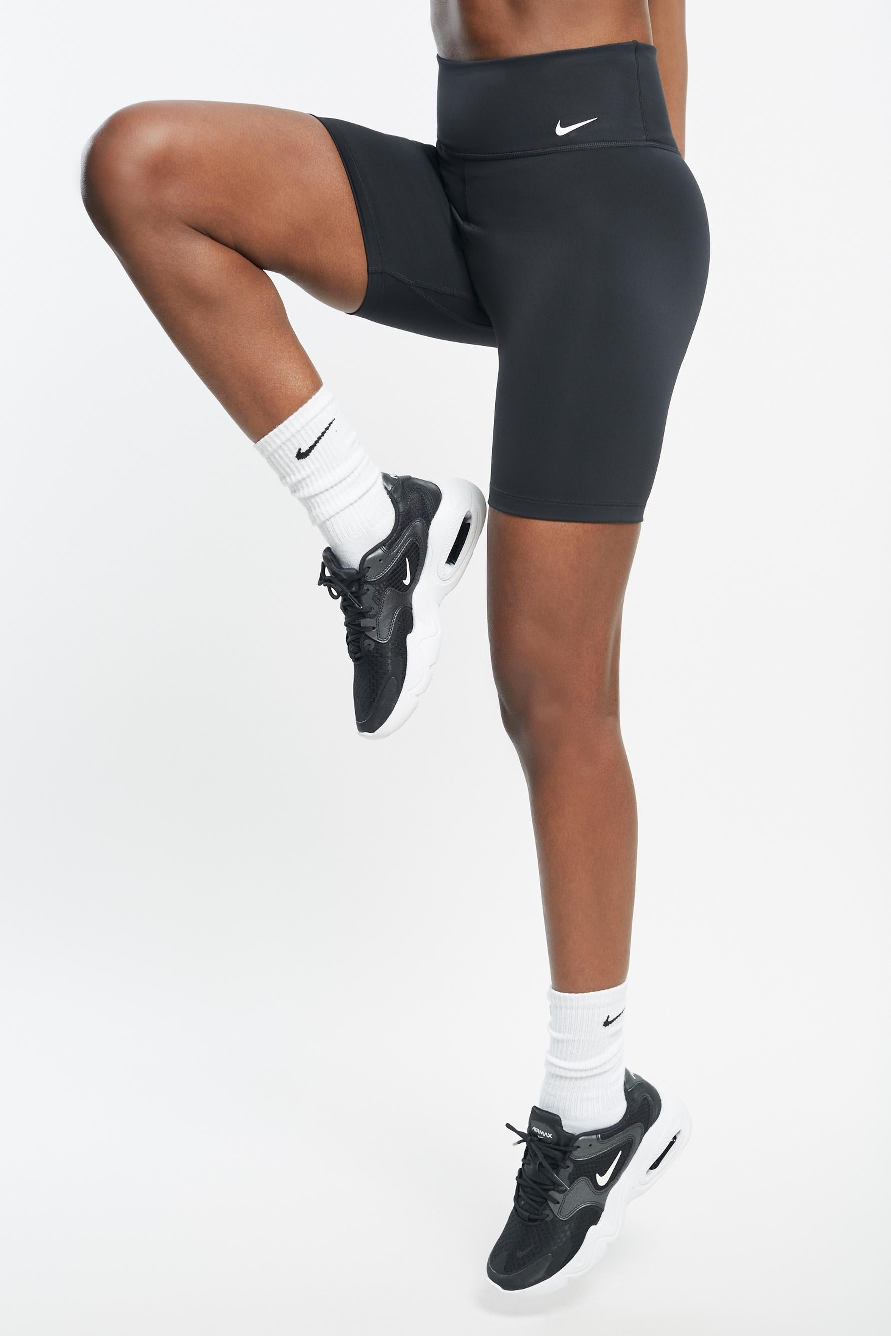 nike seasonal ribbed shorts