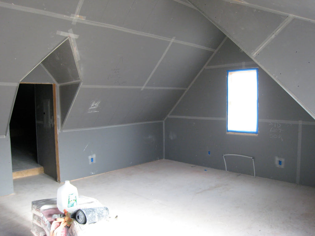 Foil backed plasterboard installation