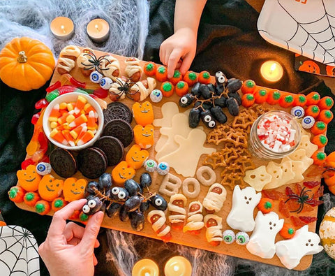 halloween candy, how to use halloween candy, charcuterie board
