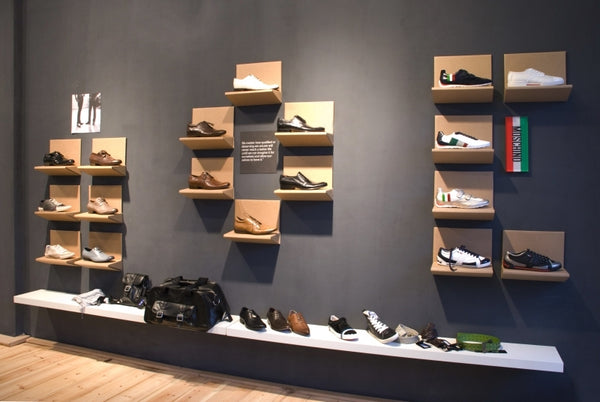 Magnetpaint & Magnetic tape used in a retail shoe display