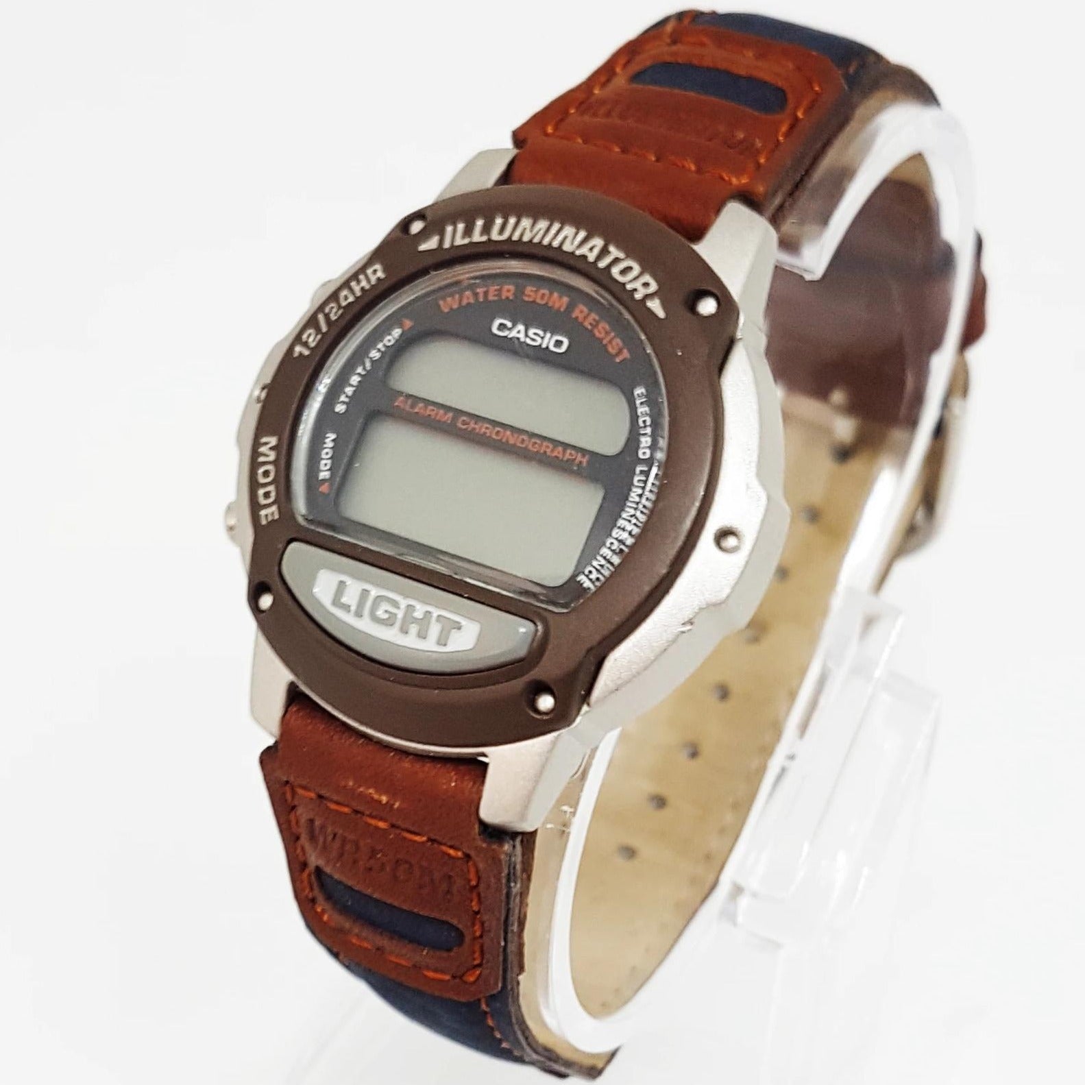 casio illuminator chronograph watch