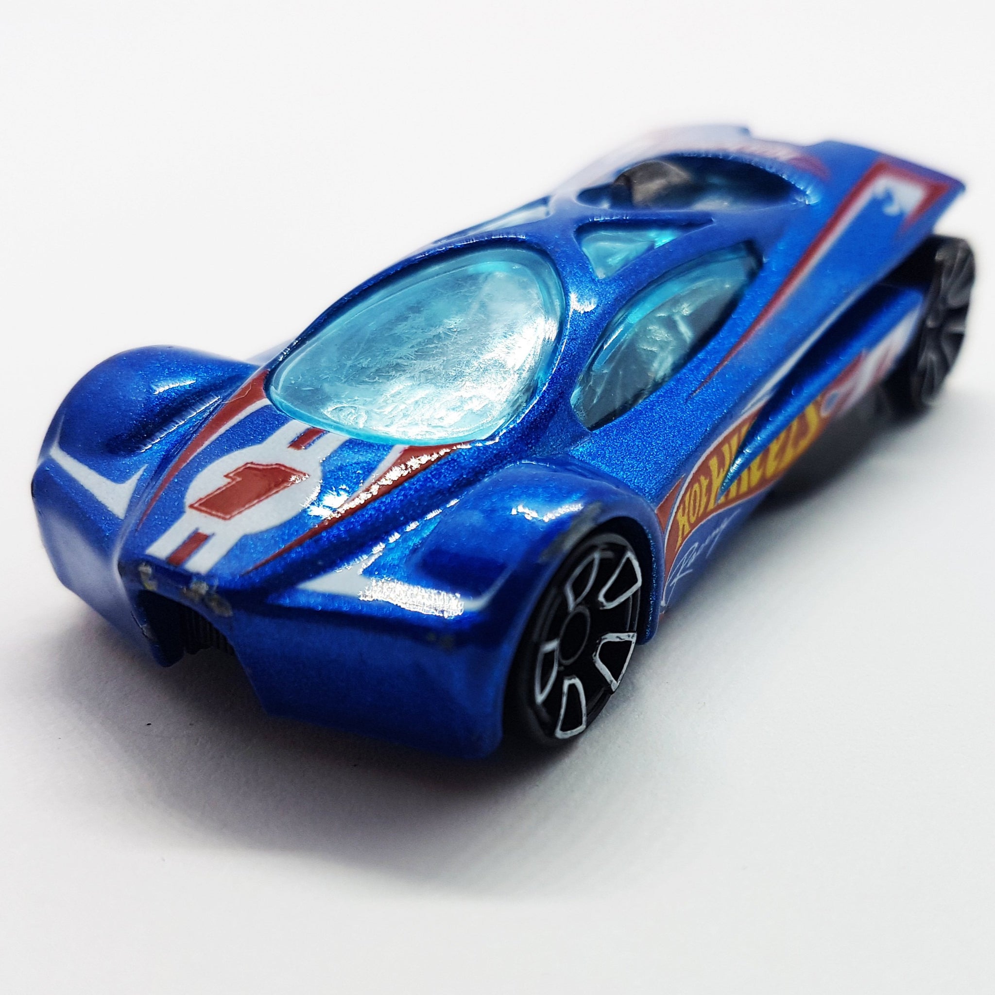 blue racing car toy