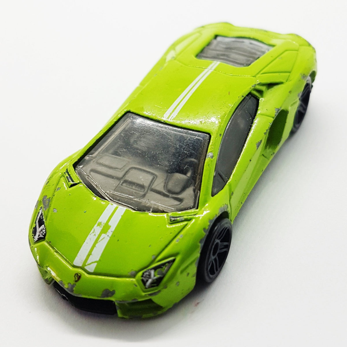 Hot Wheels Lamborghini Aventador LP 700-4 | 2011 Mattel Vintage Car –  Vintage Radar