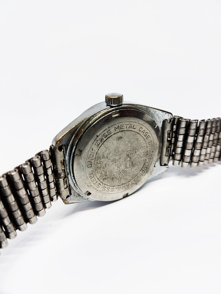 Silver-Tone ACTION 17 Rubis Automatic Watch | VintageRadar.com ...