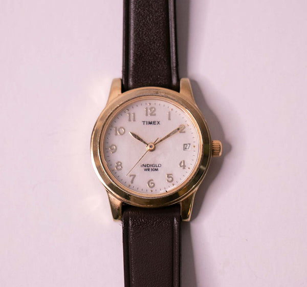 Women's Elegant Timex Indiglo Watch with Date Window – Vintage Radar