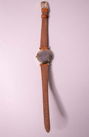 Vintage Gold-Ton-Timex-Uhr für Frauen | Kleine elegante Armbanduhr.